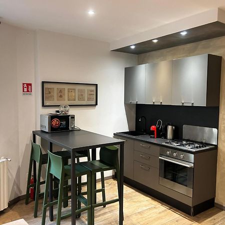 Leonardo Duplex Apartment Milan Exterior photo